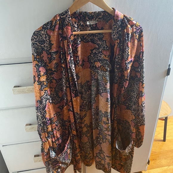 Free People Other - Free People Robe